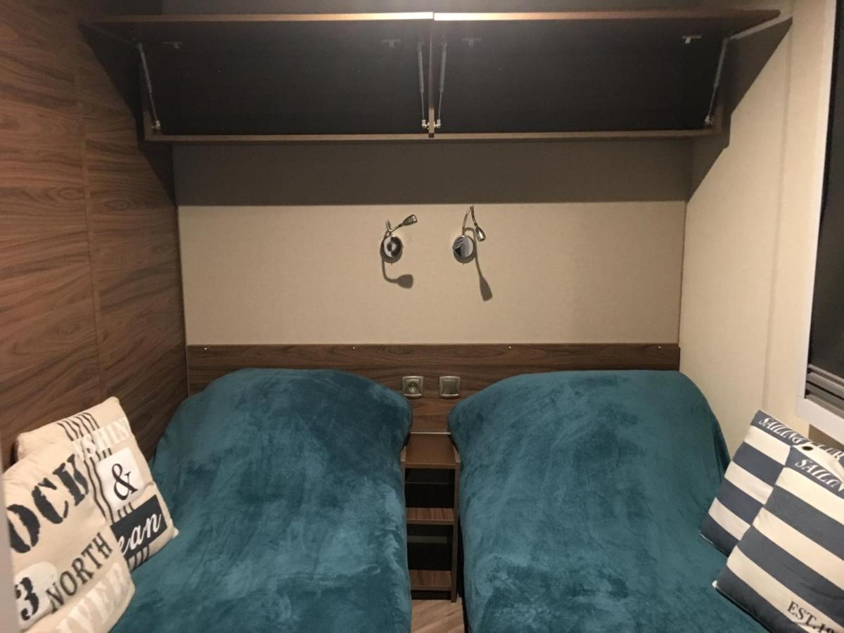 Mobilhome Familial 6 A 7 P 3 Chambres 42 M2 Saint Brevin Les Pierres Couchees Kültér fotó