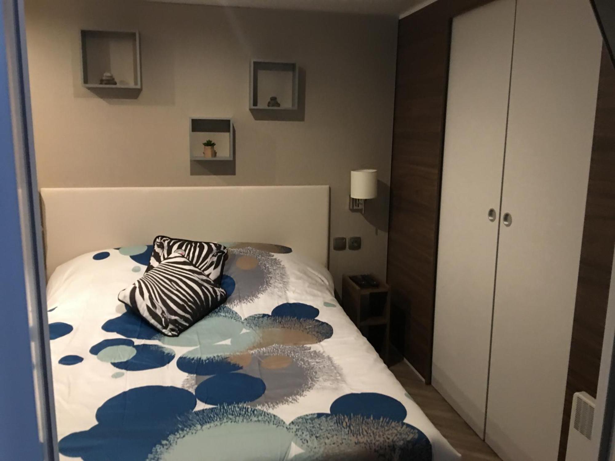 Mobilhome Familial 6 A 7 P 3 Chambres 42 M2 Saint Brevin Les Pierres Couchees Kültér fotó