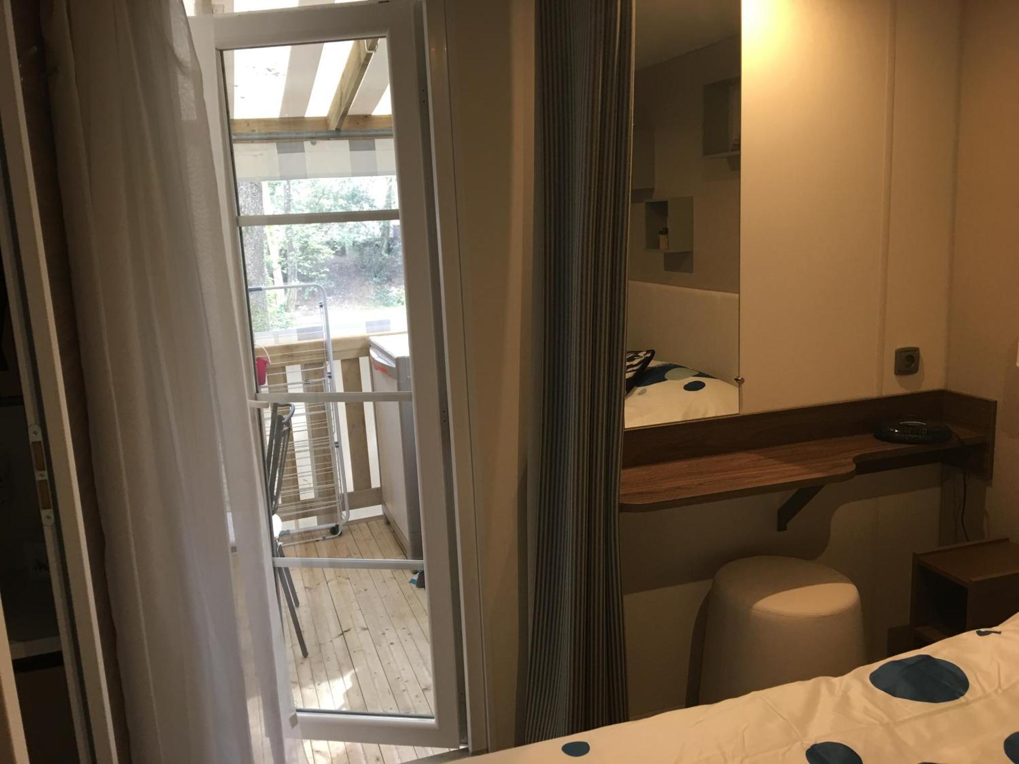 Mobilhome Familial 6 A 7 P 3 Chambres 42 M2 Saint Brevin Les Pierres Couchees Kültér fotó