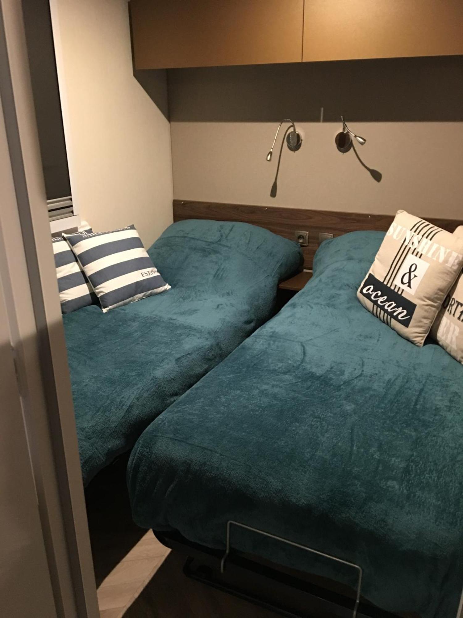 Mobilhome Familial 6 A 7 P 3 Chambres 42 M2 Saint Brevin Les Pierres Couchees Kültér fotó